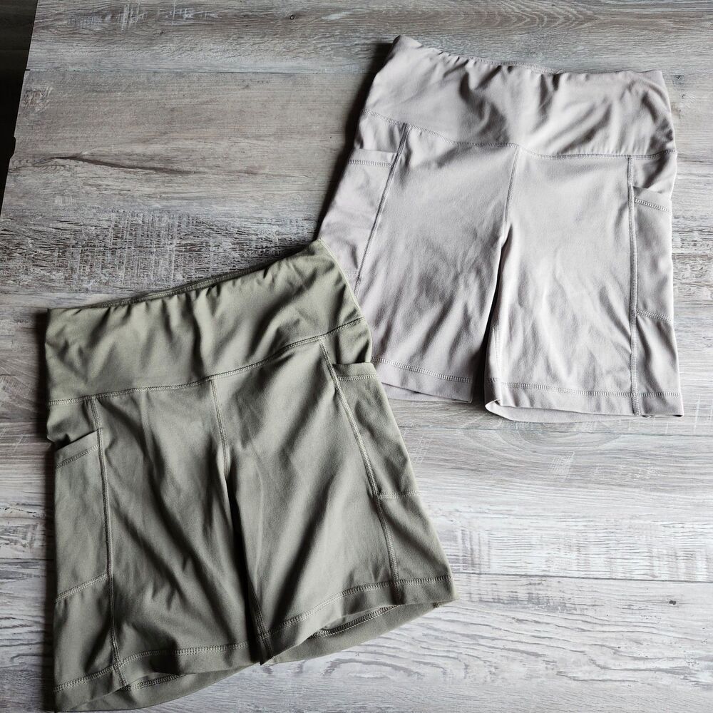 (L) 2pc Yogalicious Lux shorts bundle